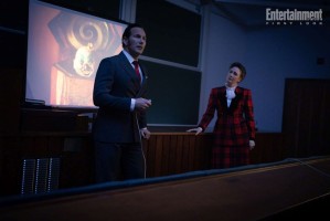 恐怖片《招魂4》新剧照 沃伦夫妇的最后一次驱魔