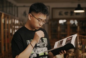 非遗面塑对话数字战场：人民日报海外网专访坦克大咖玩家郎佳子彧